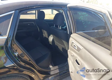 2018 Nissan Altima 2.5 Sr z USA, uszkodzony, nr VIN 1N4AL3AP0JC135767